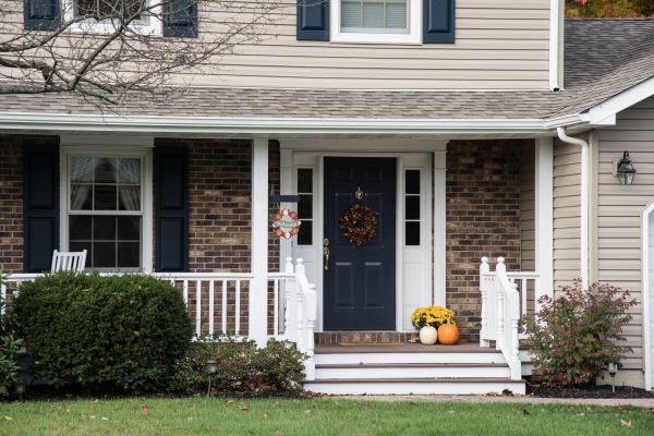 Cost of Front Deck Construction in Rockville