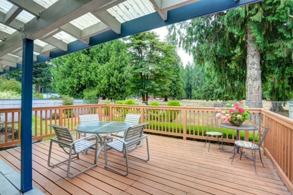 Cost of Deck Carpentry Service in Rockville